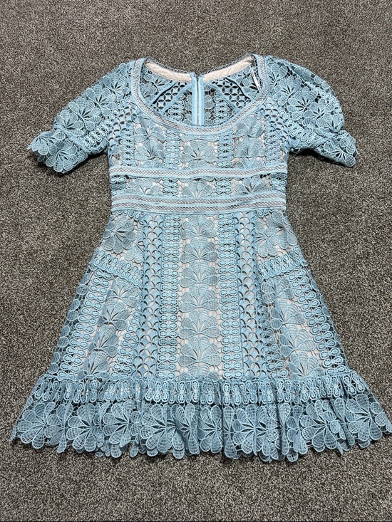 Self-Portrait Dresses & Skirts - Self Portrait floral guipure lace mini dress lace size 8